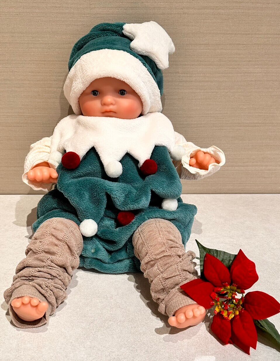 クリスマスツリーの仮装。赤ちゃん用（ベビー用）のクリスマスコスチューム。